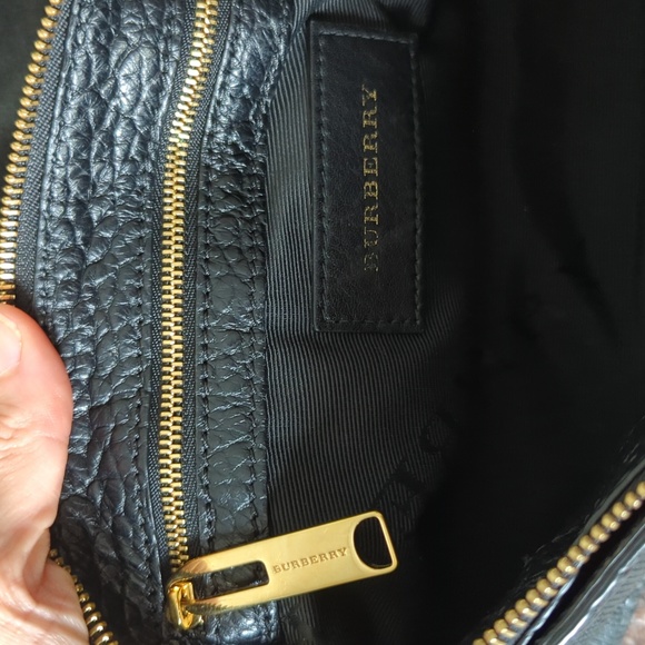 Burberry Black Grain Leather Chichester Purse - Picture 10 of 10